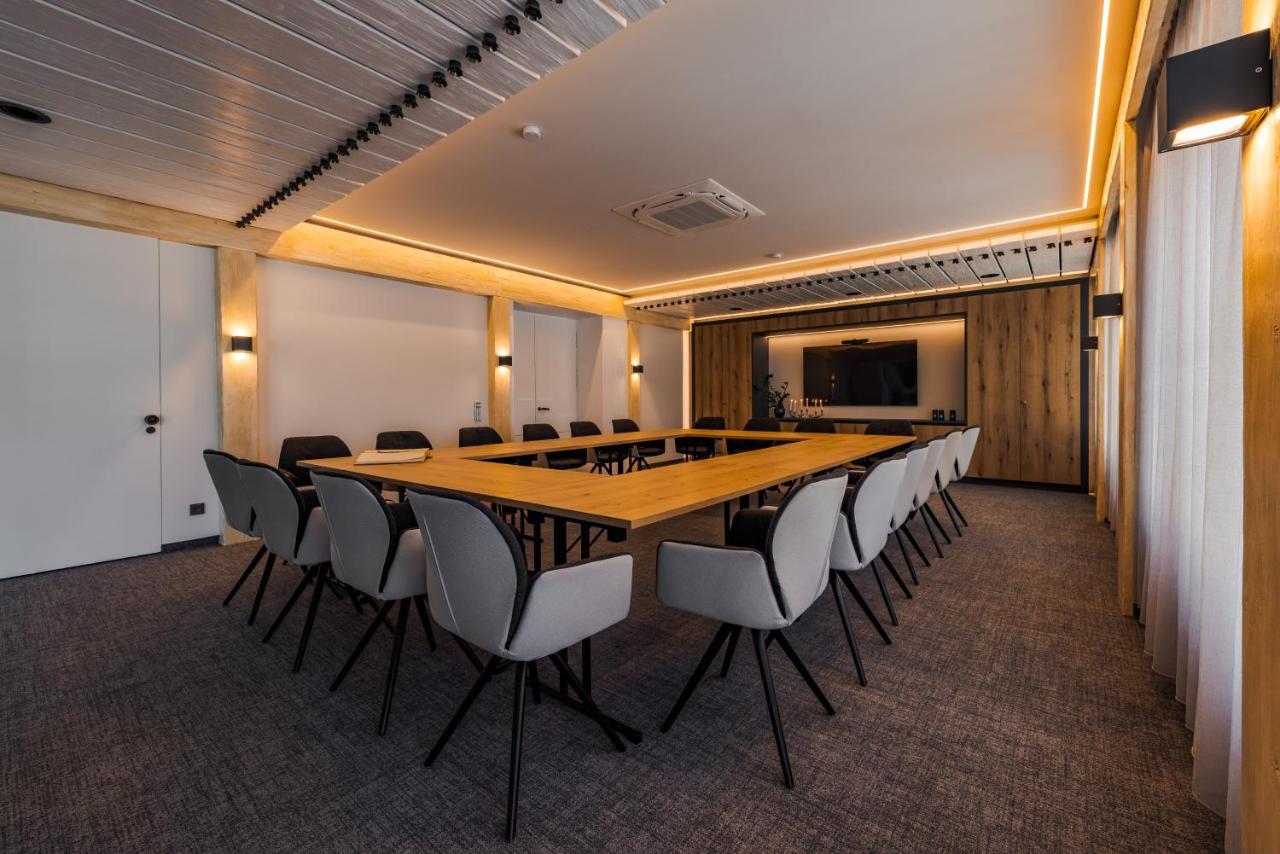 Schuele'S Wellnessresort & Spa Adults Only Oberstdorf Bagian luar foto