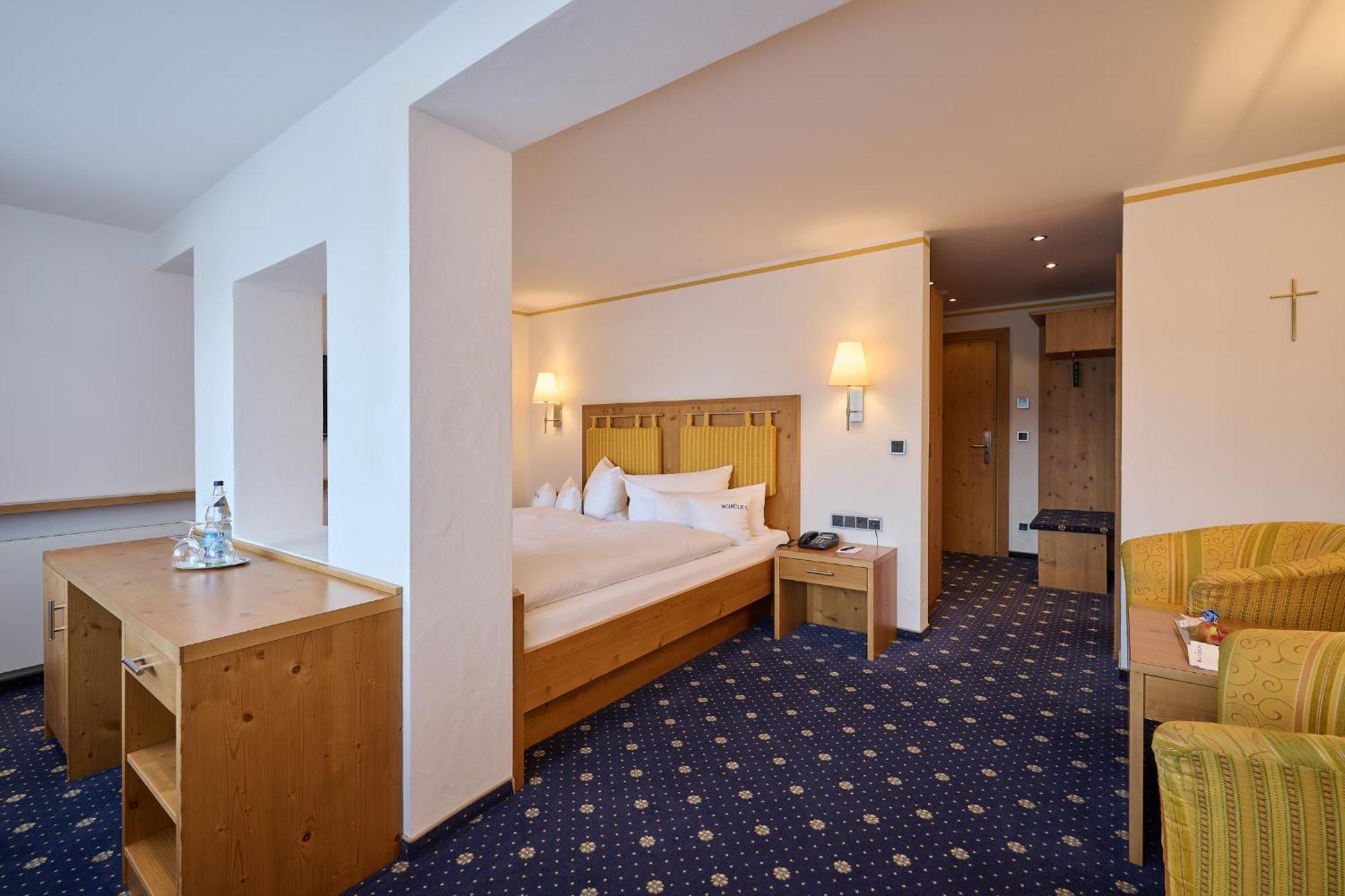 Schuele'S Wellnessresort & Spa Adults Only Oberstdorf Bagian luar foto